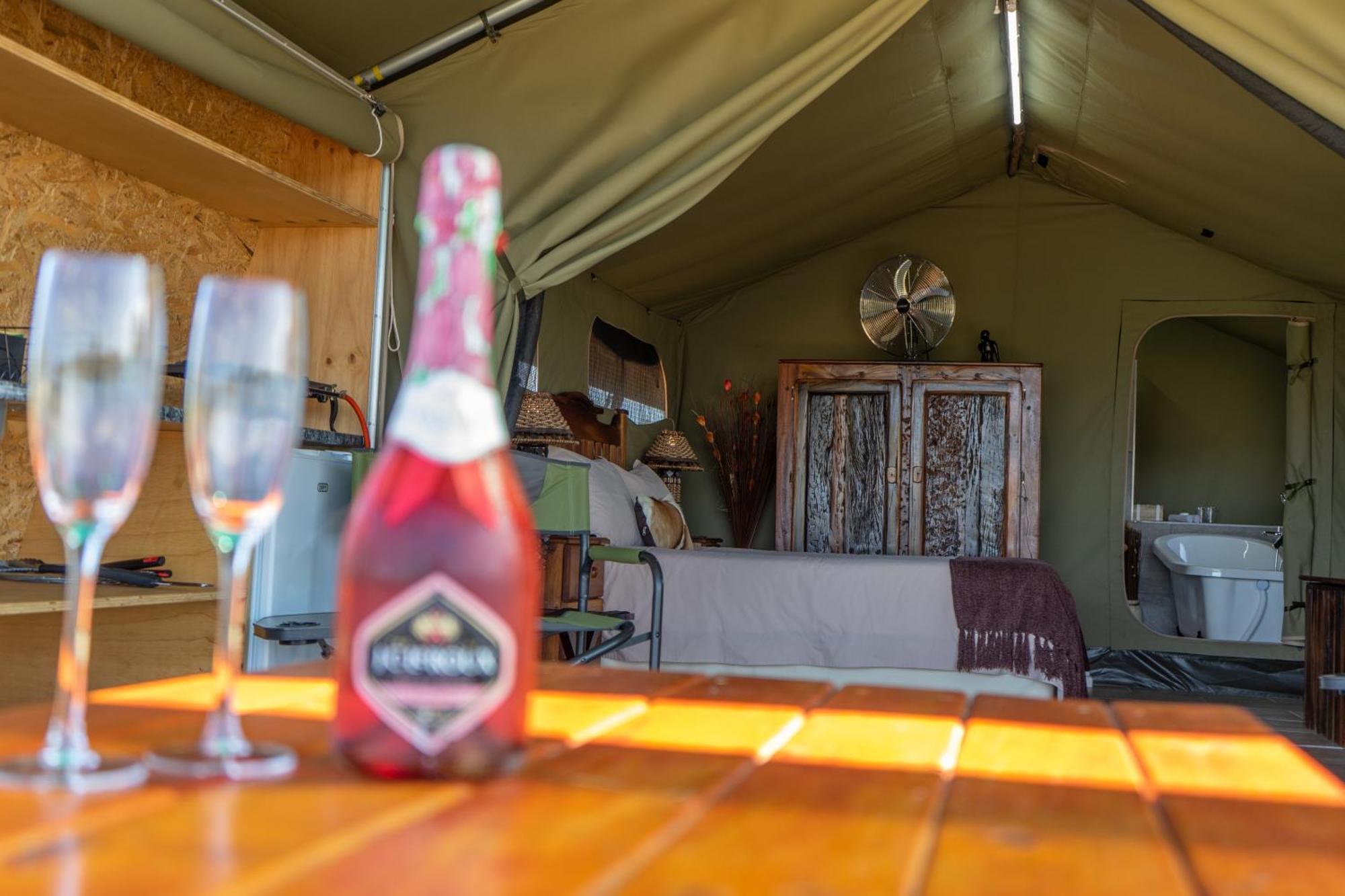 Hartenbos Private Game Lodge Exteriör bild